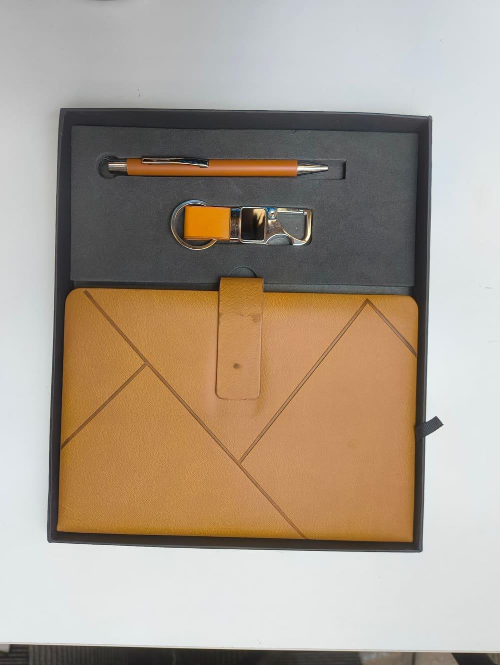 Diary, Pen & Keychain